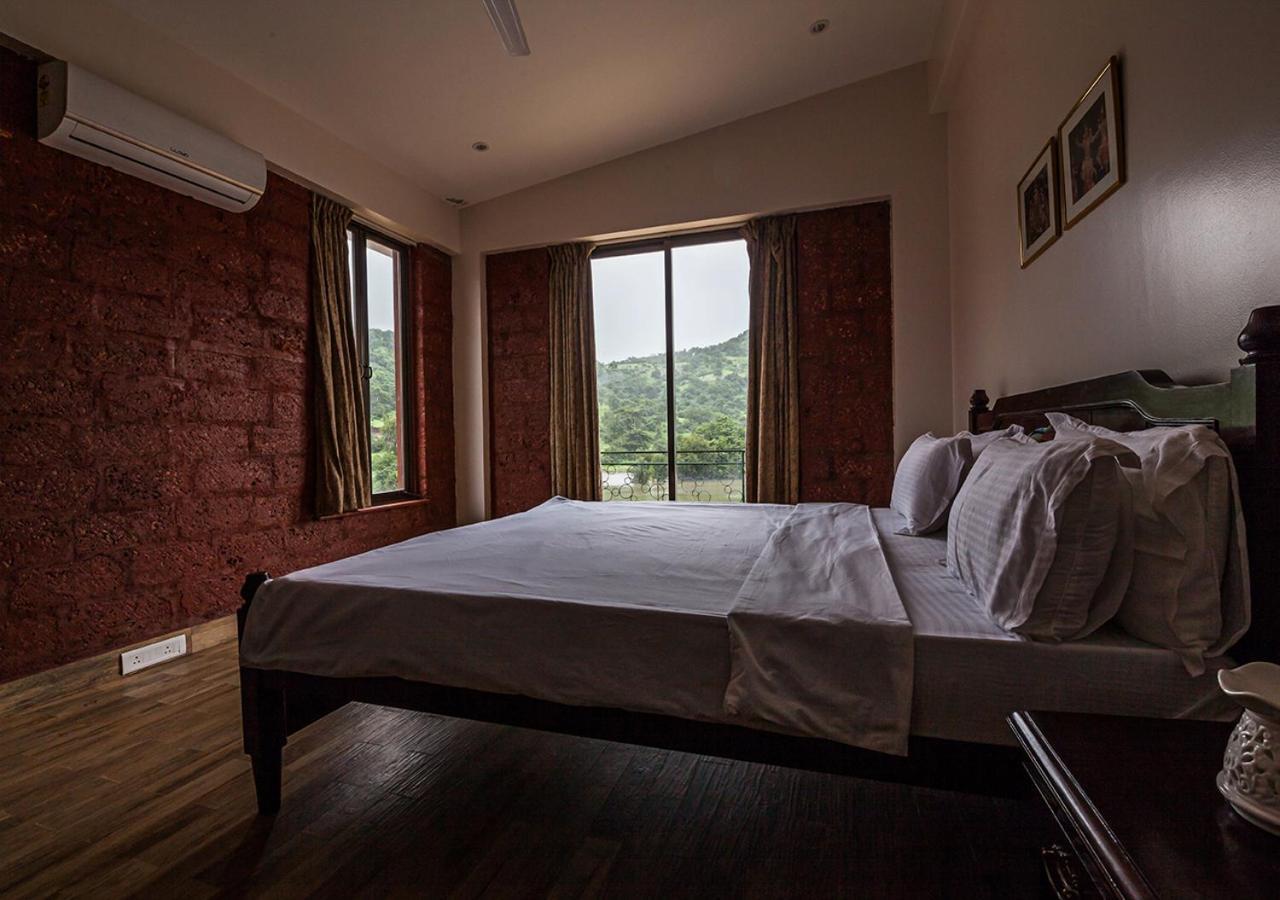 Stayvista'S Shivom Villa 5 - A Serene Escape With Views Of The Valley And Lake Lonavala Luaran gambar